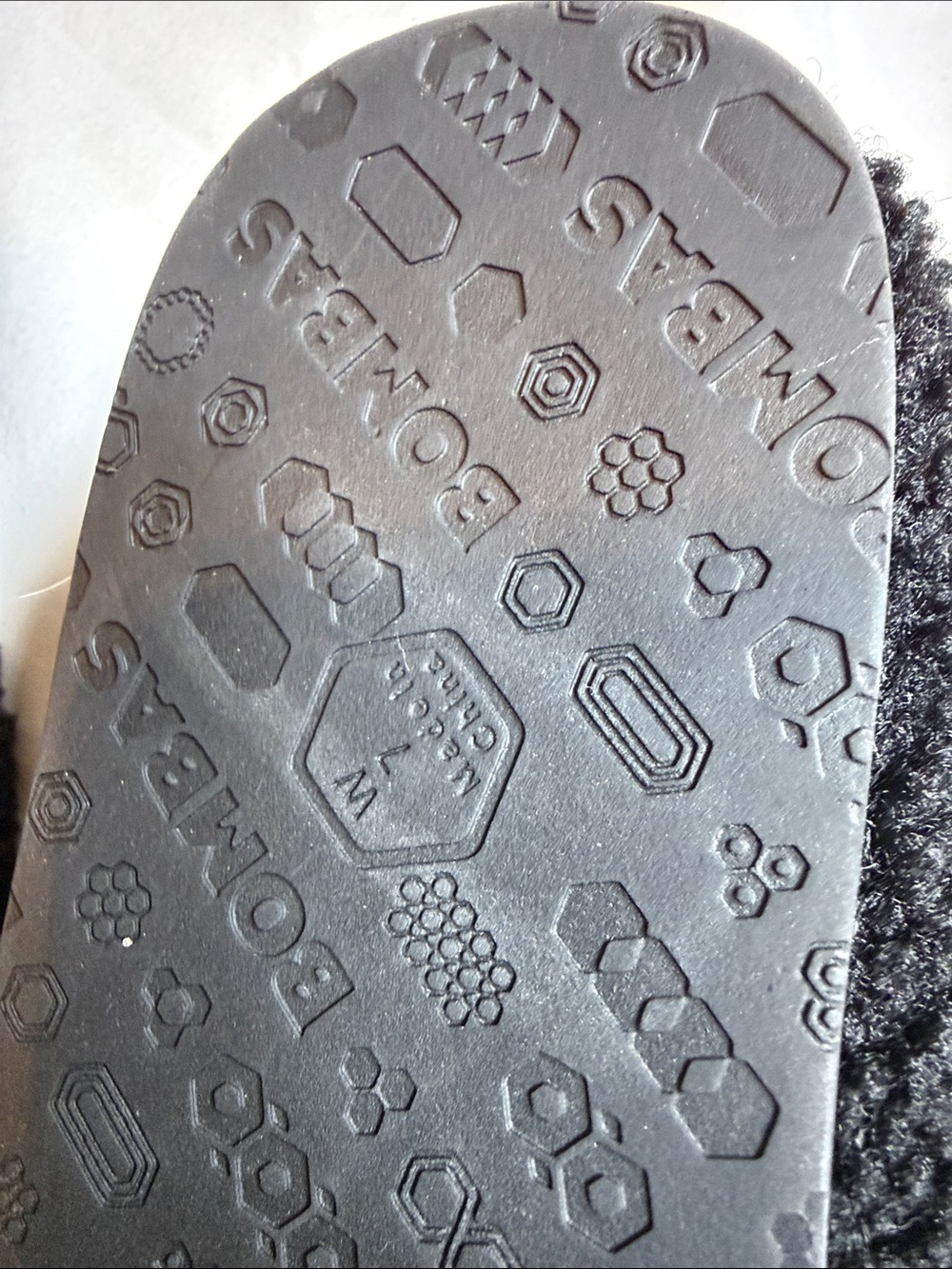Bombas Black Sherpa Slip-On Clogs women size 7 soft, cushion slippers - Picture 7 of 9